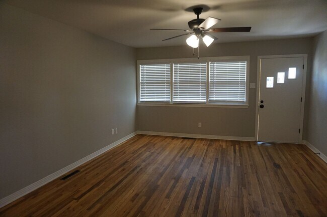 Building Photo - 3126 38th St