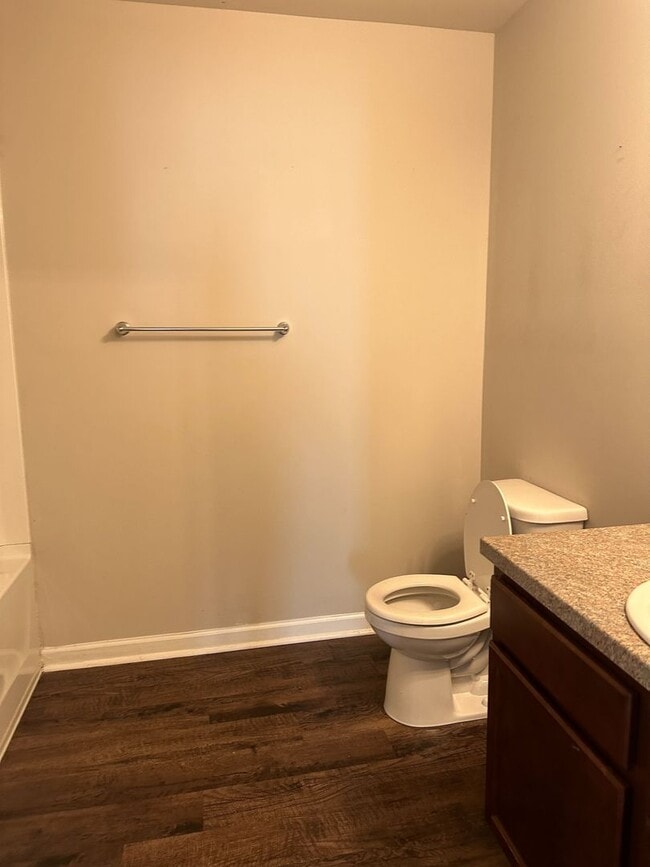 Building Photo - Stylish 4BR/2BA Home with Garage & Privacy Fence