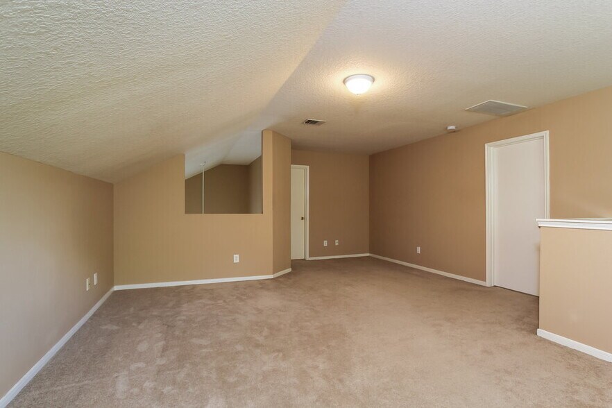 Building Photo - 13230 Firebrick Dr