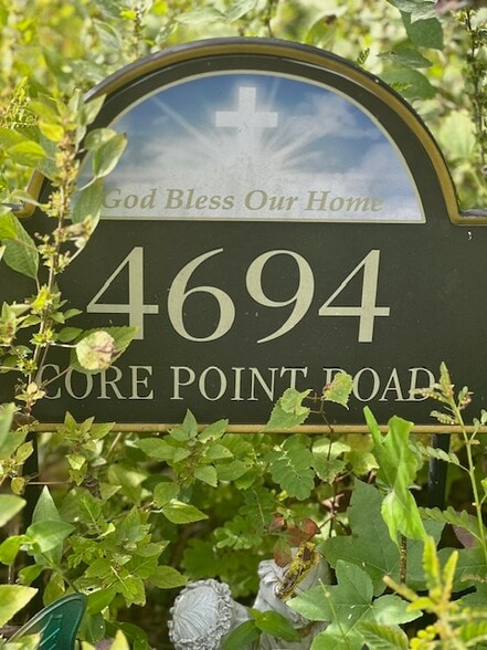 Primary Photo - 4694 Core Point Rd