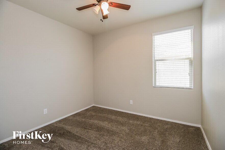 Building Photo - 11148 E Sunflower Ct