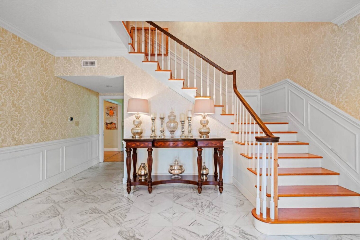 Building Photo - 620 NW 23rd St