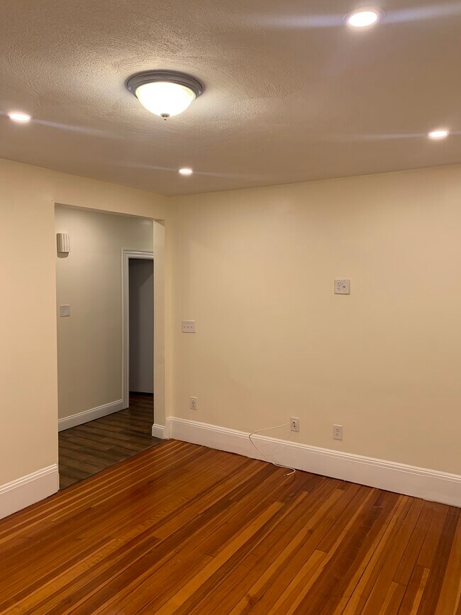 Livingroom - 19 Carmen St