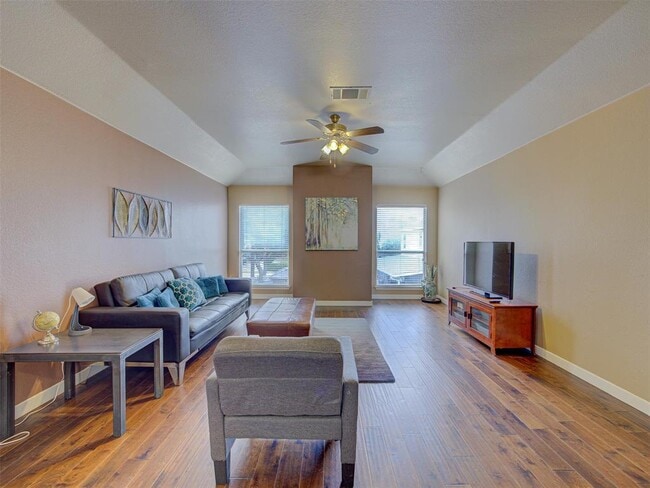 Building Photo - 2203 Kerr Trail