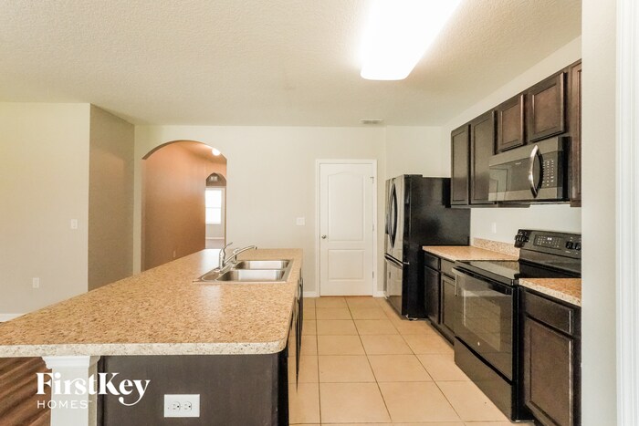 Building Photo - 6142 Grey Heron Dr