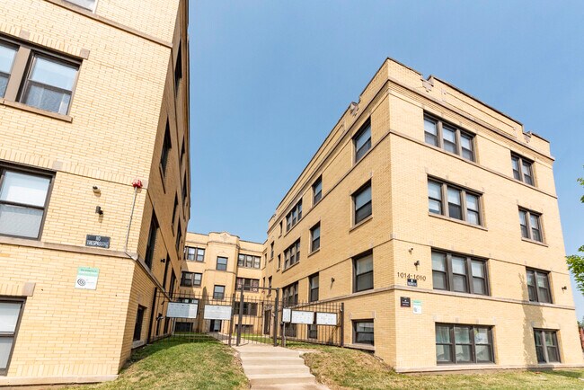Primary Photo - 1014 S 1st Ave