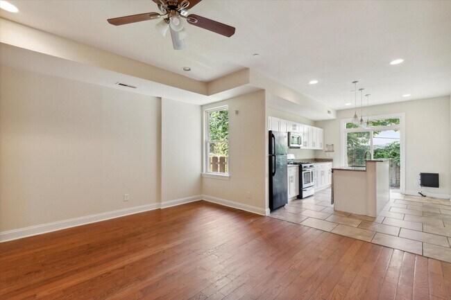 Primary Photo - 1728 N Gratz St