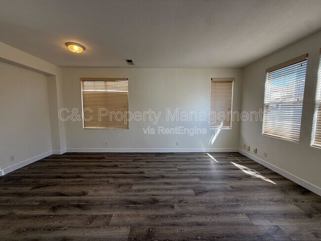 Building Photo - 97 la Jolla St