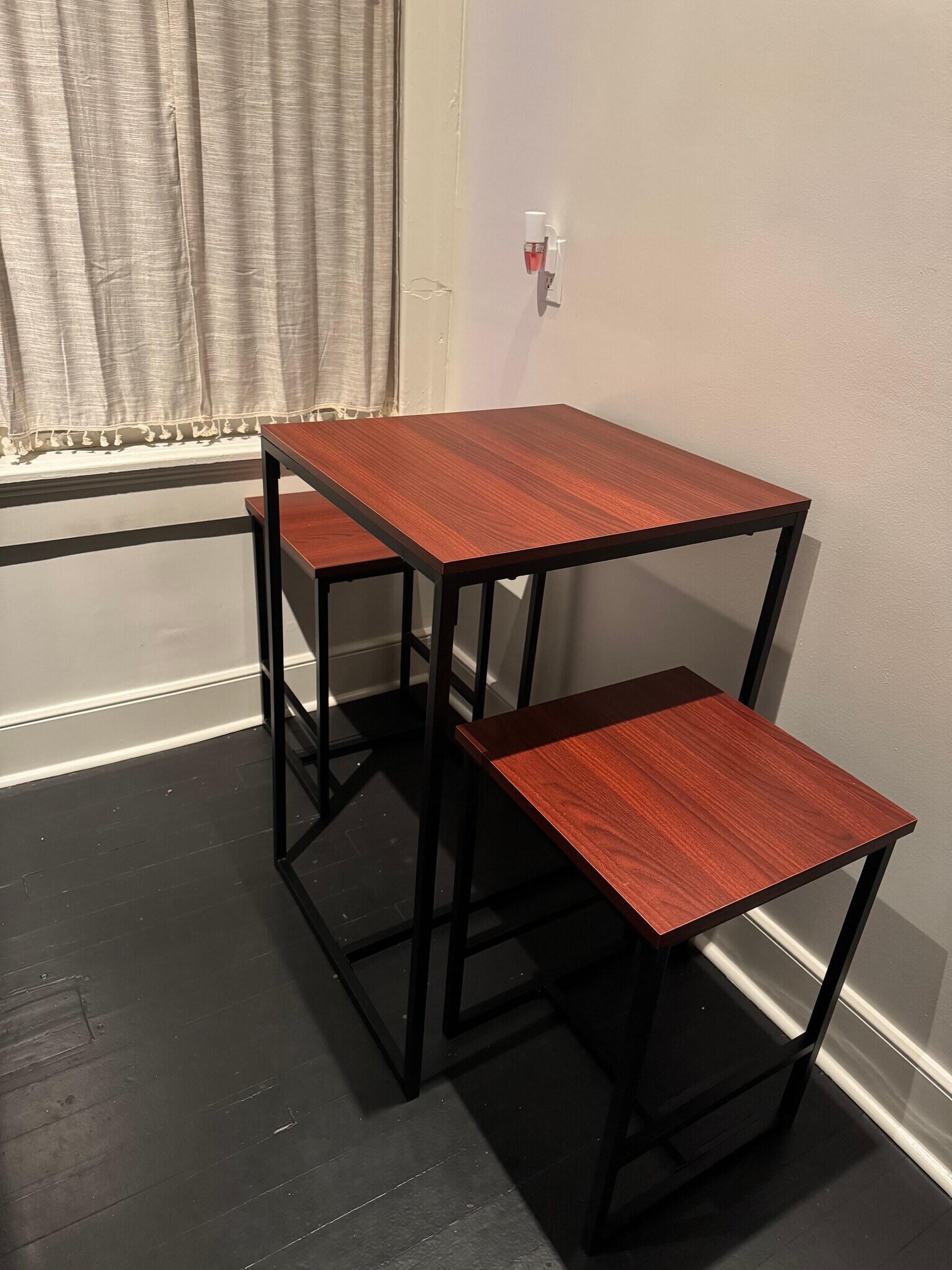 Eating area in kitchen. - 1314 Pleasant St