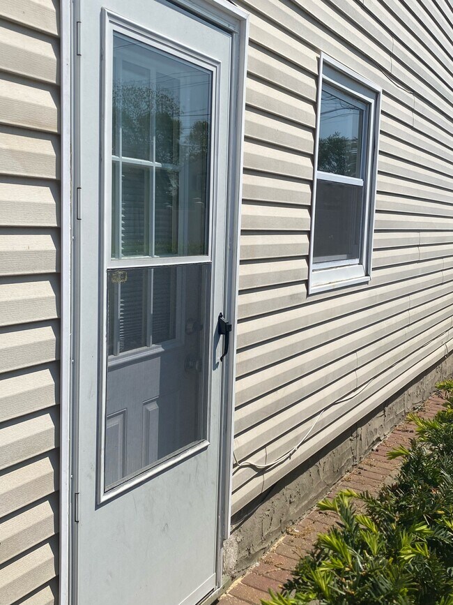 Building Photo - 171 Woodrow Pky