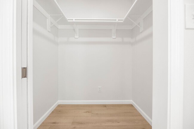 Building Photo - AVAILABLE NOW...BRAND NEW 3 BEDROOM 2 BATH