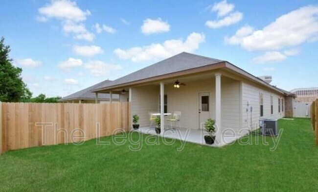 Building Photo - 337 Emma Dr