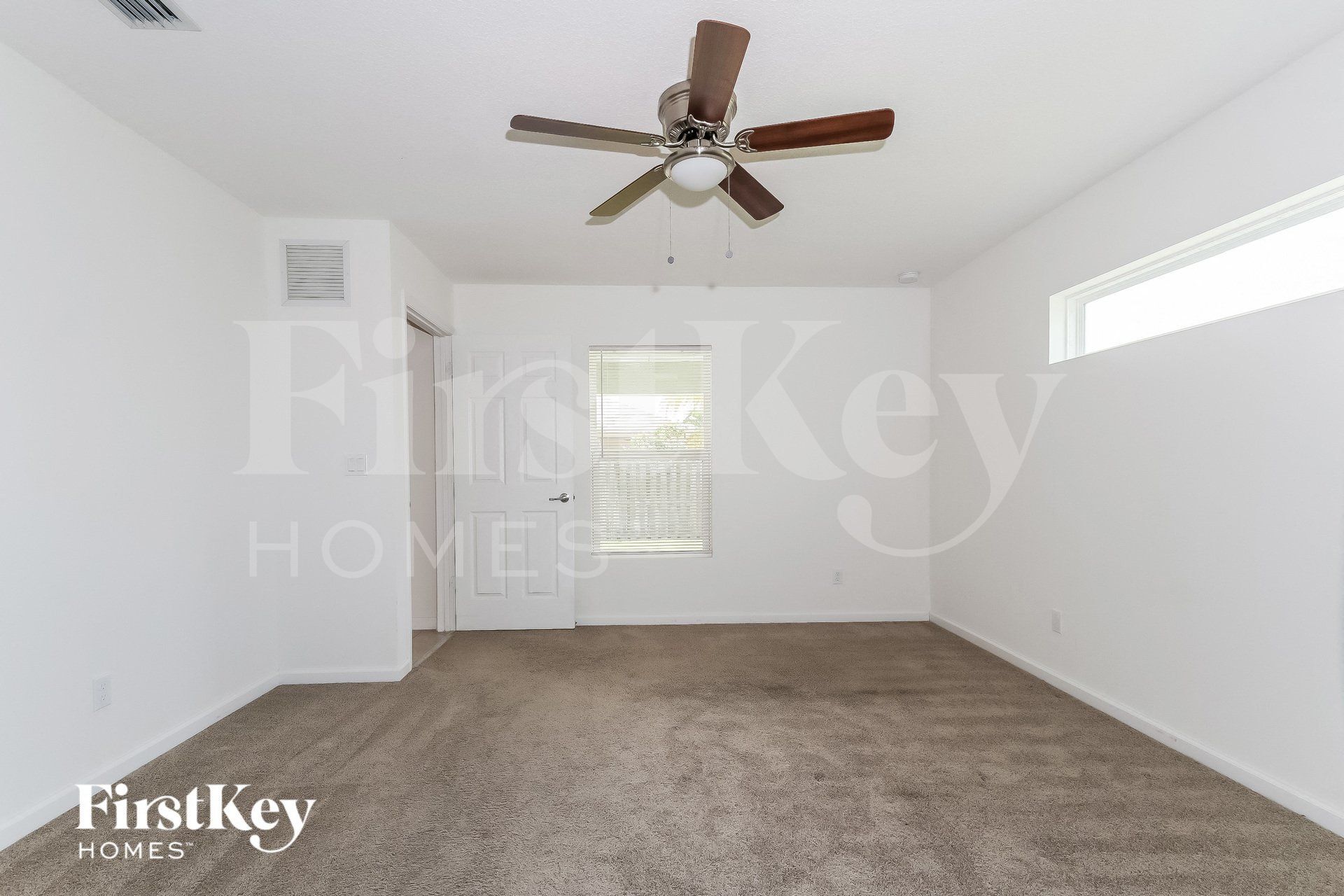 Building Photo - 1682 SW Crawford Ave