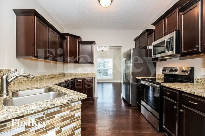 Building Photo - 7274 Santeelah Way