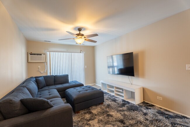 Building Photo - 774 Terrace Ct