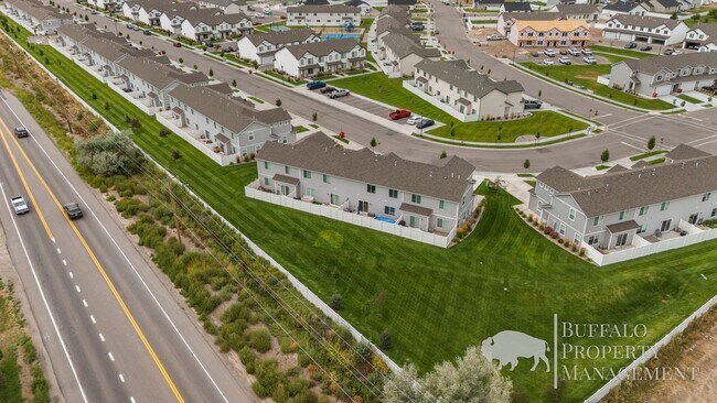 Building Photo - 1160 E Jaylee Dr