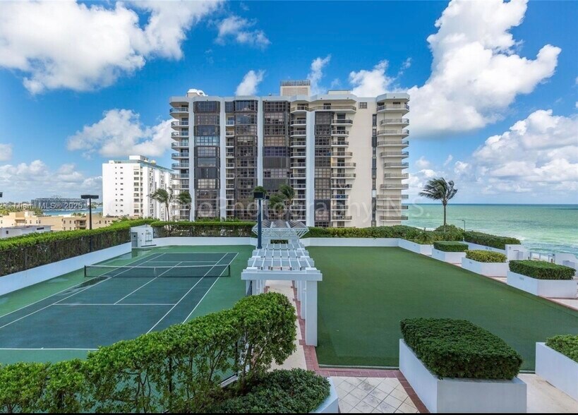 Building Photo - 6365 Collins Ave