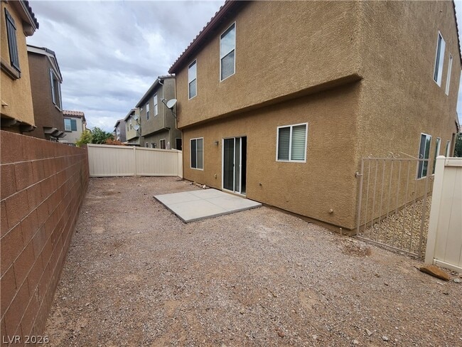 Building Photo - 9319 Fitzwilliam Ave