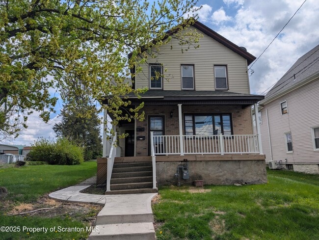 Building Photo - 3011 Pittston Ave