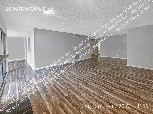 Building Photo - Stylish 2-Bedroom, 2-Bath End-Unit Condo i...