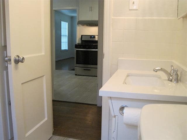 Building Photo - 6260 Martel Ave