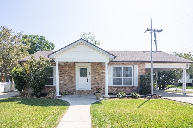 Building Photo - 311 S Morgan Ave