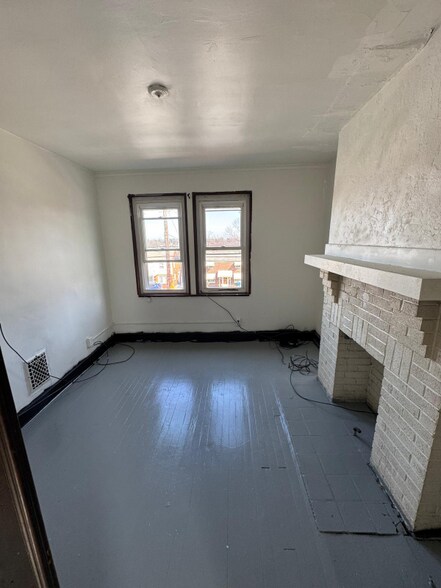 Building Photo - 4228 Greensburg Pike