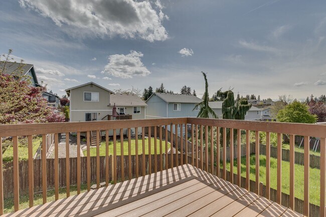 Building Photo - Lake Stevens Home For Rent! Open House This Saturday 8/22 1 - 3 p.m.