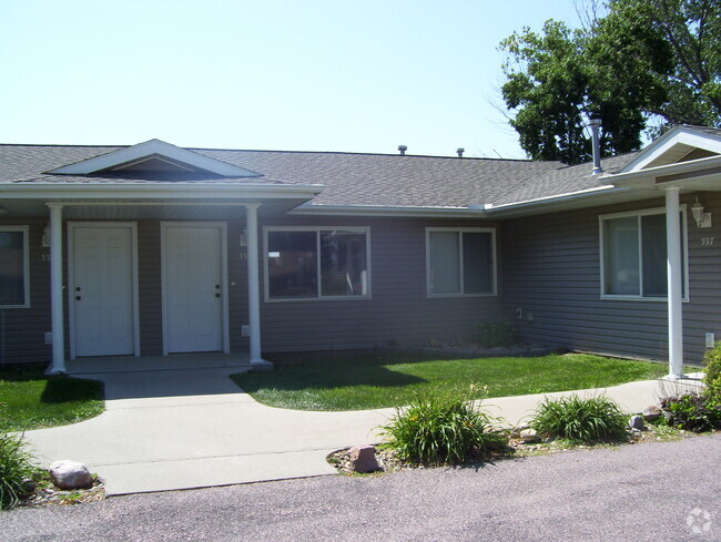 Building Photo - 997 N Highway 105