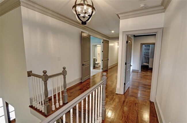 Building Photo - 1178 Chambord Way NE
