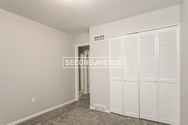 Building Photo - 120 Heather DR