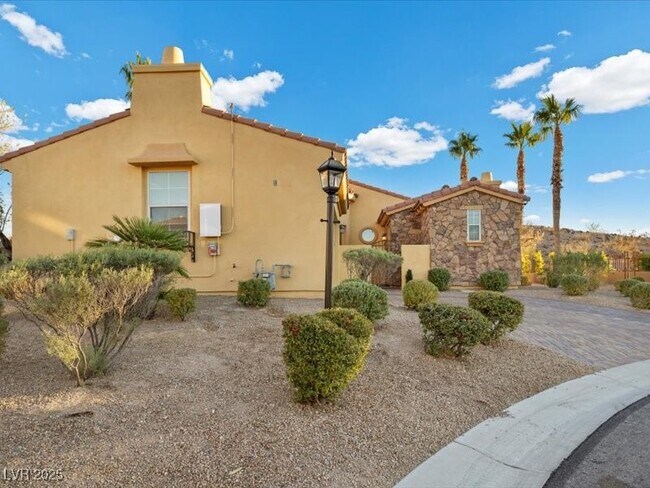 Building Photo - 1159 Calcione Dr