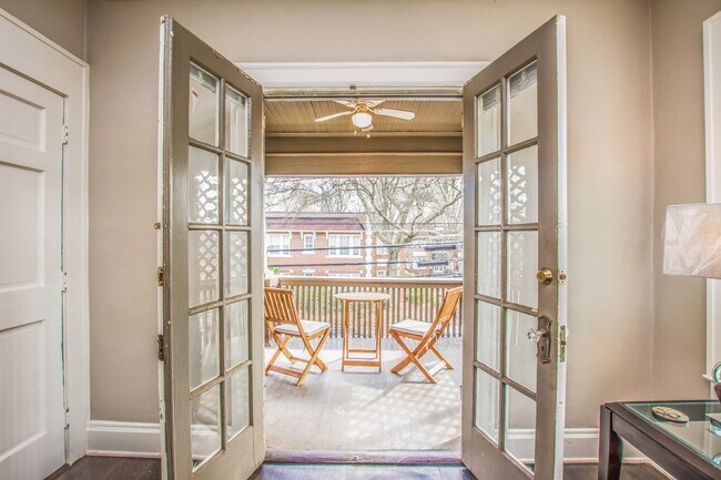 Building Photo - Charming 2 bed/1 bath in Poncey Highlands!