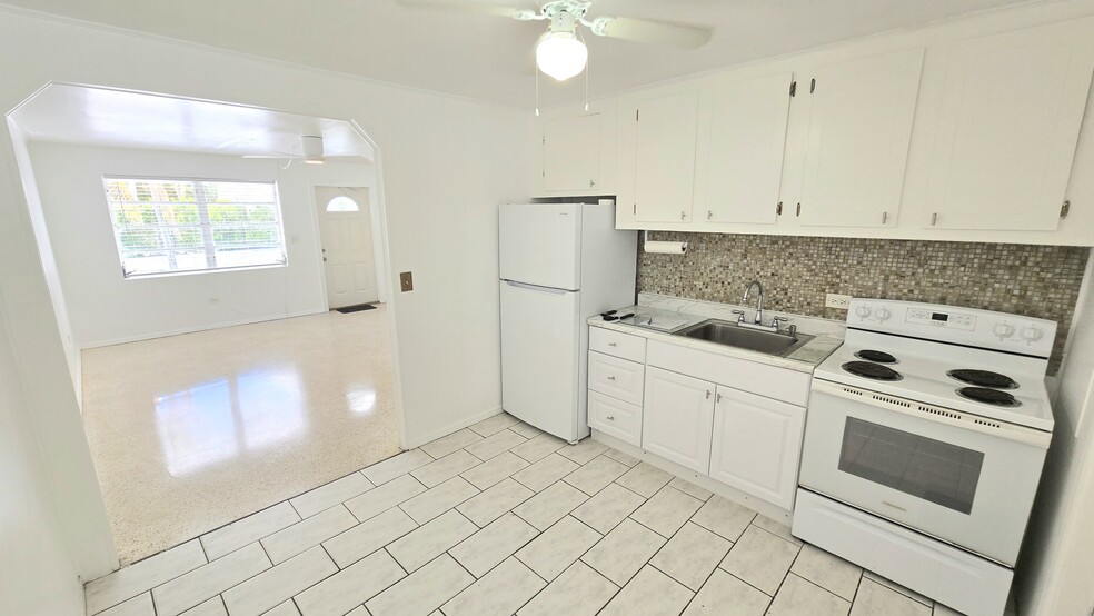 Building Photo - 701 124th Street Gulf