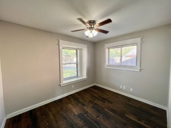 Building Photo - Application Received - **MOVE IN SPECIAL!*...