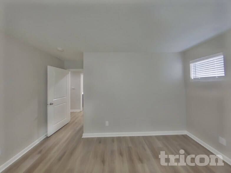 Building Photo - 18947 112th Ave Ct E