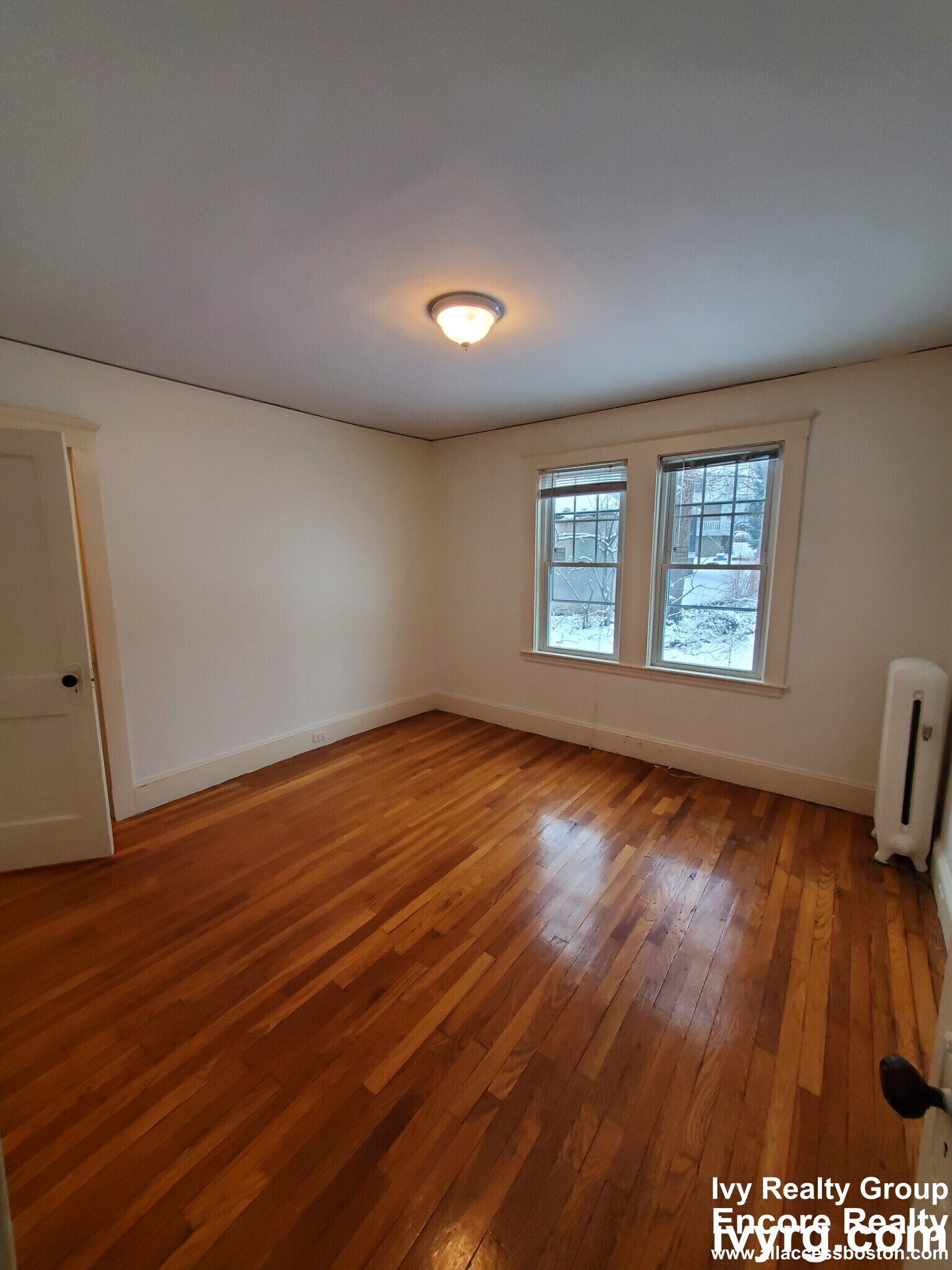 Building Photo - 52-54-54 Maplewood St