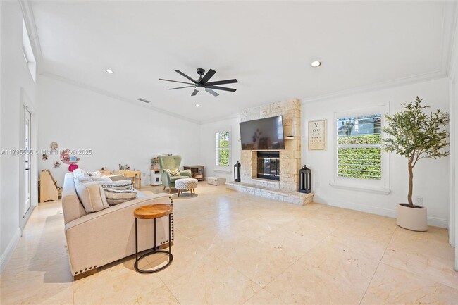 Building Photo - 10401 SW 139th St