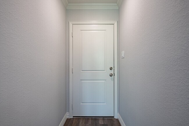 Building Photo - GORGEOUS 3 BEDROOM HOME LOCATED IN FORT WORTH, TEXAS!