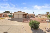 Building Photo - Beautiful brick home in the Vista Del Sol ...
