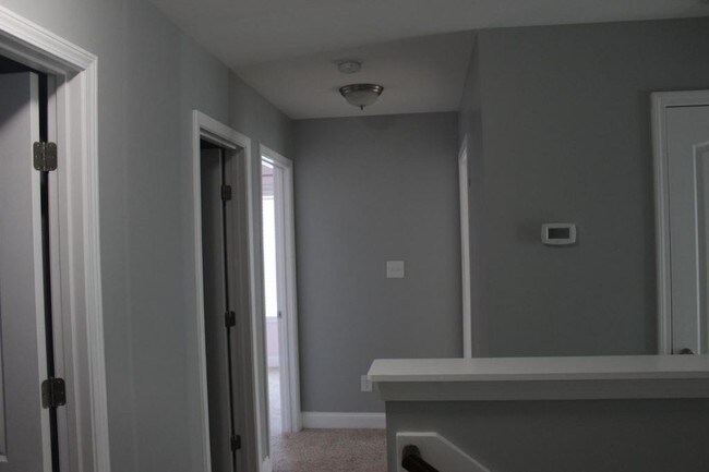 Building Photo - 648 Stonebriar Ave