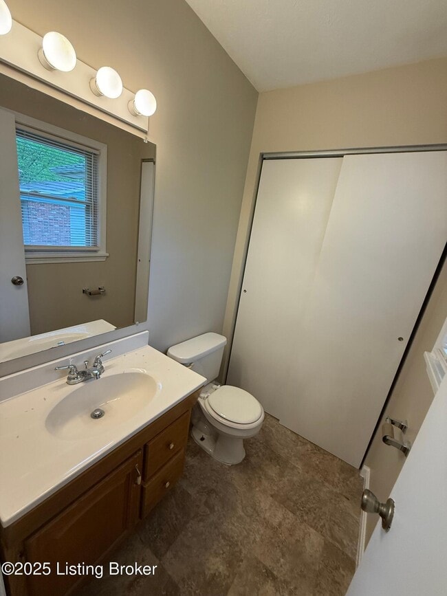 Building Photo - 6803 Taffy Ann Dr