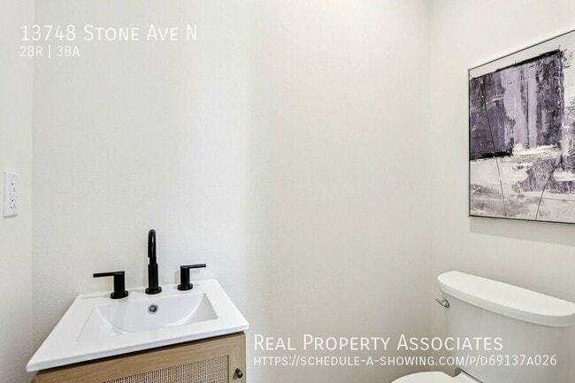 Building Photo - 13748 Stone Ave N