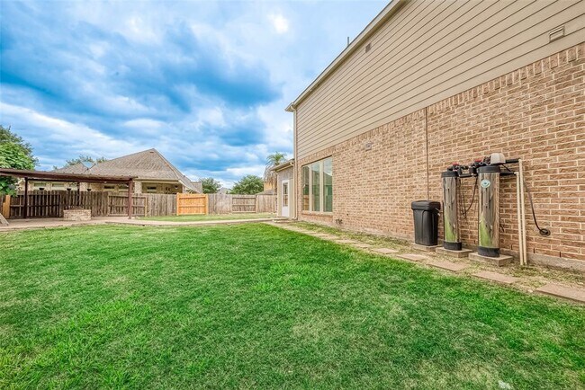 Building Photo - 17603 Yorkhill Ct
