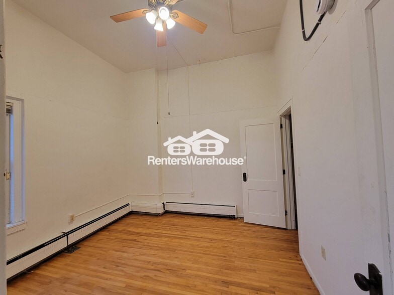 Building Photo - 101 2nd Ave N