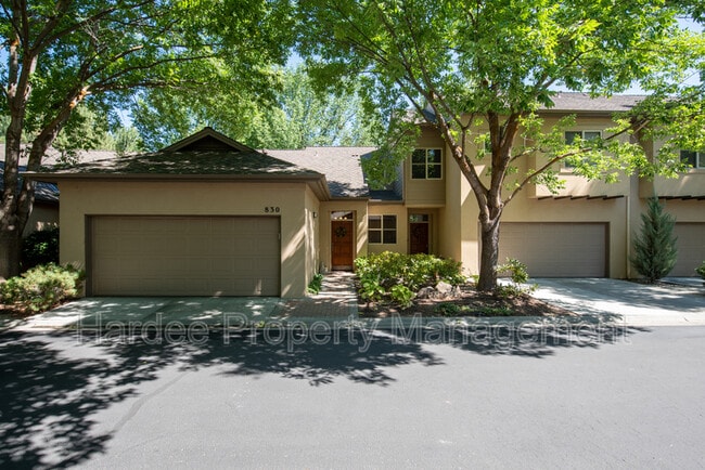 Primary Photo - 830 E Riverpark Ln