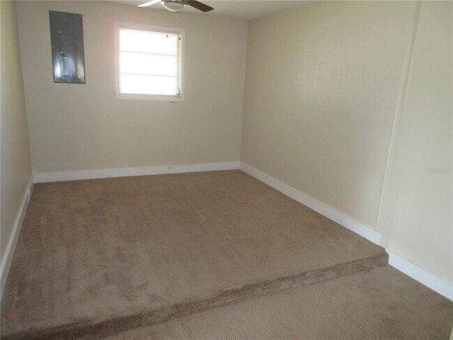 Building Photo - 1275 Price Cir NW