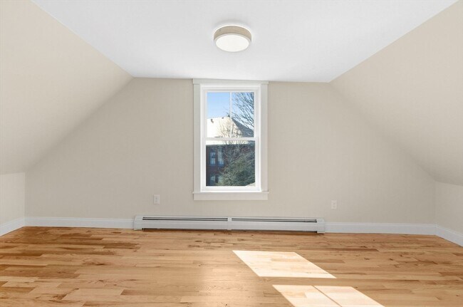 Building Photo - 20 Beacon St