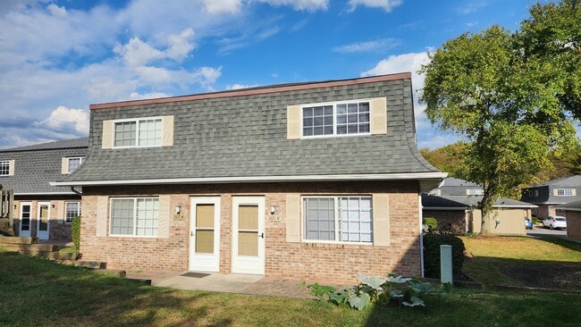 Primary Photo - 1421 Wabash Ave