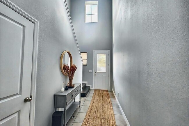 Building Photo - 2087 Emerald Springs Dr